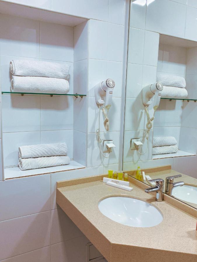Nomad Hotel Αστάνα Εξωτερικό φωτογραφία